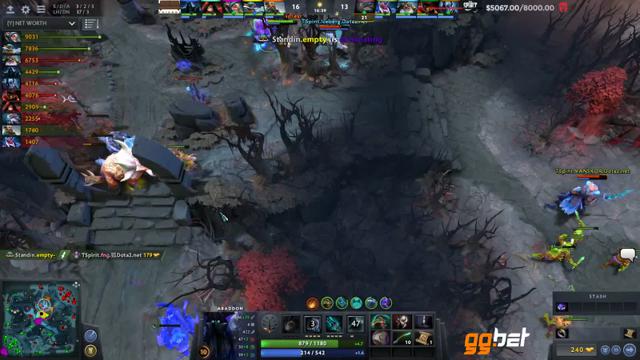 you are alone gets a triple kill!