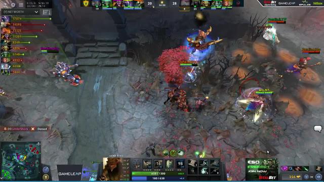 XBOCT's two kills lead to a team wipe!