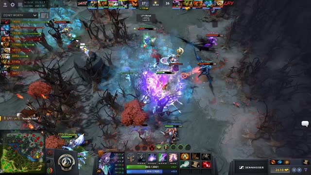 LFY.Monet gets a triple kill!