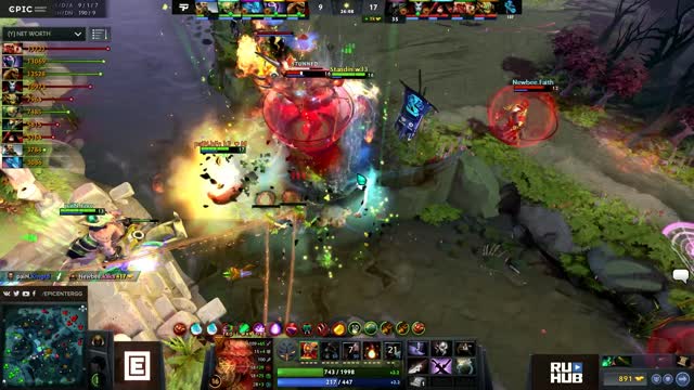 w33 gets a double kill!