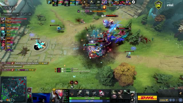 Arteezy gets a triple kill!