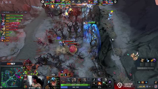 Arteezy gets a triple kill!