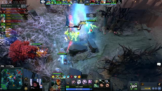 EG.Arteezy kills Ayo!