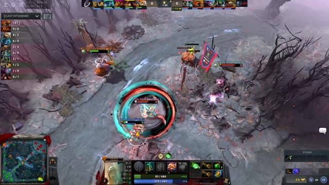 LGD.xNova takes First Blood on Newbee.kaka!