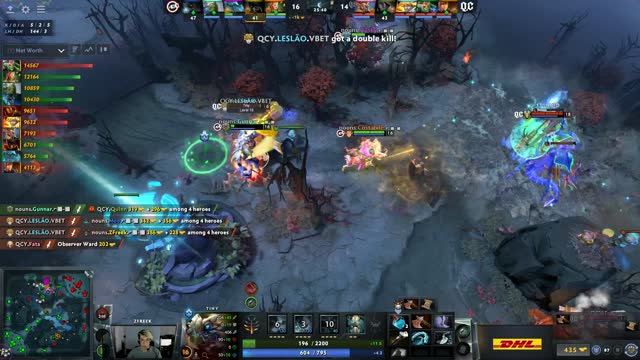 QCY.LESLÃO gets a triple kill!