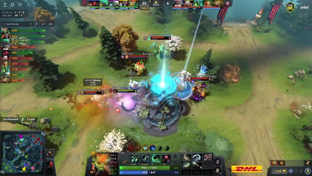 MMR tourist gets a double kill!