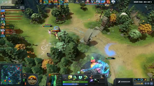 Fnatic.EternaLEnVy kills EG.Cr1t-!