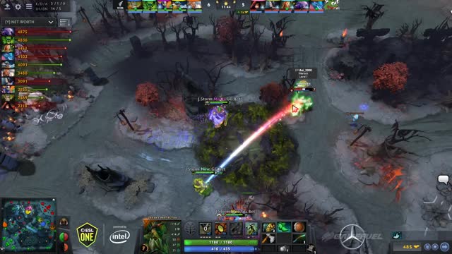 Infamous.MoOz kills FWD.Aui_2000!