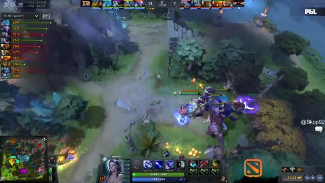 EHOME.Innocence kills LFY.- ah fu -!