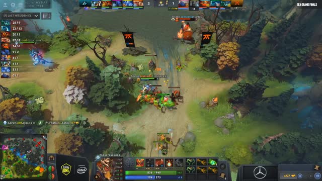 Adroit and Fnatic trade 1 for 1!