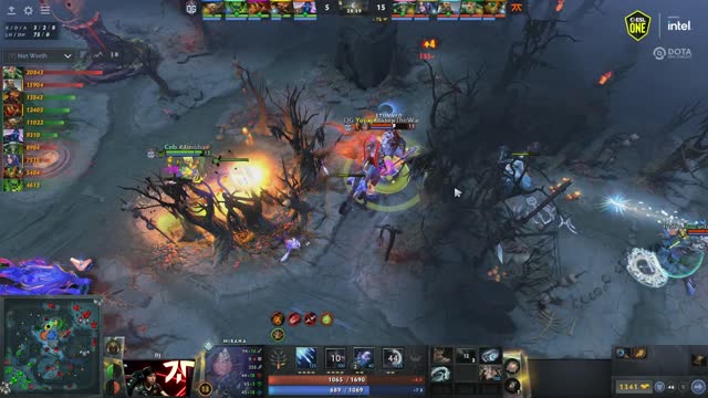 OG.Yuragi kills Fnatic.Dj!