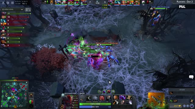 Mski.iceiceice kills VP.Solo!