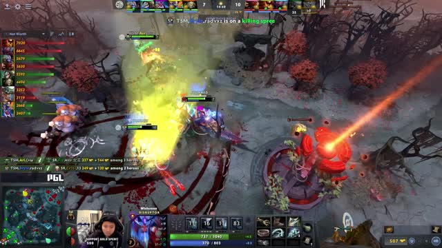 Arteezy gets a triple kill!