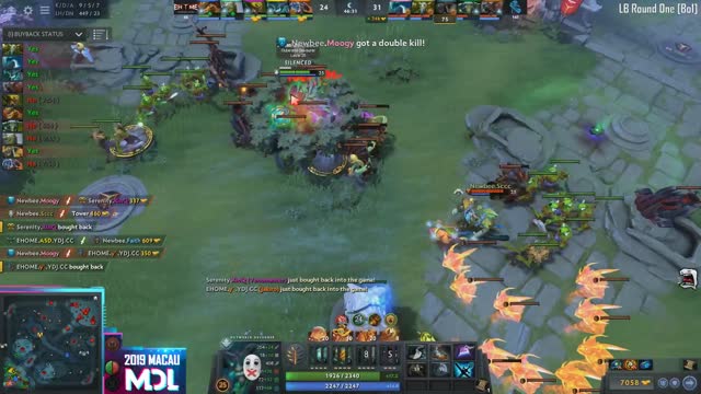 Newbee.uuu9/Moogy gets a triple kill!