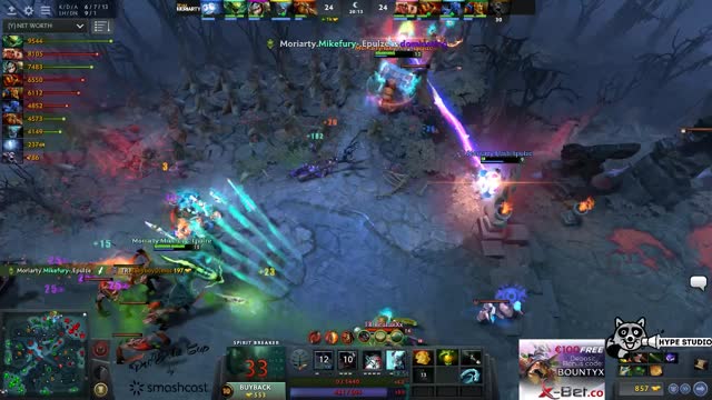 Friendly dota player gets a double kill!